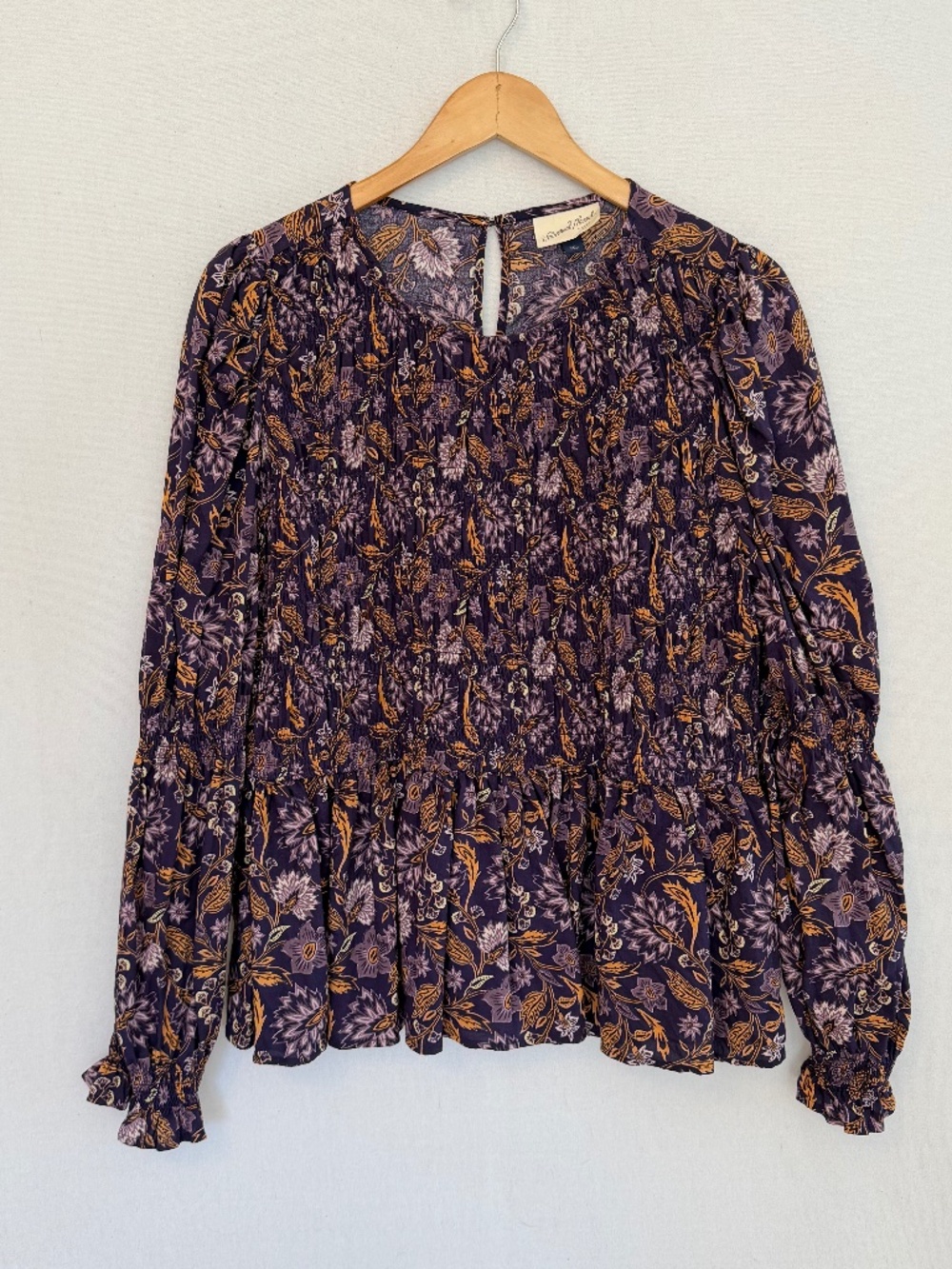 UNIVERSAL THREAD Women’s XXL Purple & Gold Floral Smocked Long Sleeve Top
